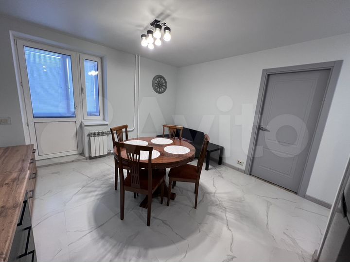 2-к. квартира, 62 м², 15/16 эт.