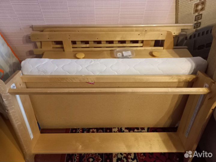 Детская кроватка с ящиком
