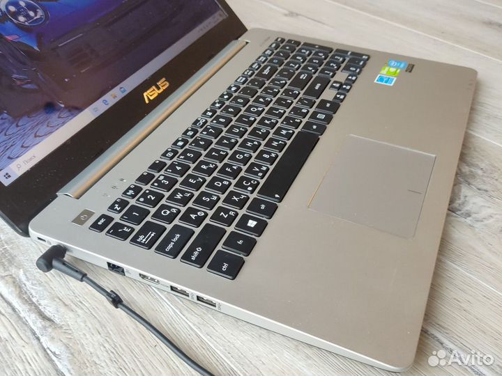 Ноутбук Asus Core i7-4510U/HDD500/8Gb