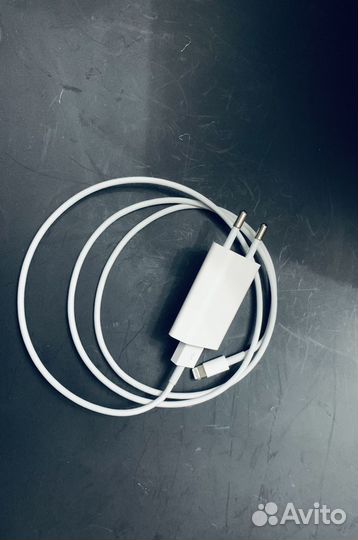 Зарядное устройство на iPhone X/XR/11/12/13/14
