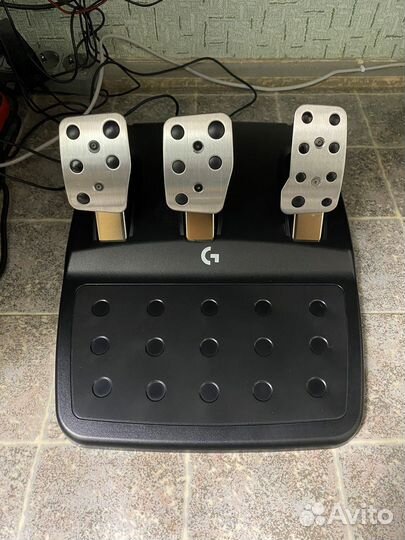 Руль logitech G923