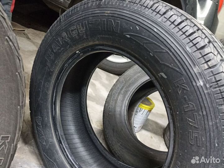 Kumho Road Venture AT61 205/75 R15