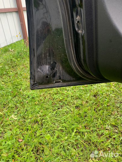 Дверь передняя девая mitsibishi pajero 4