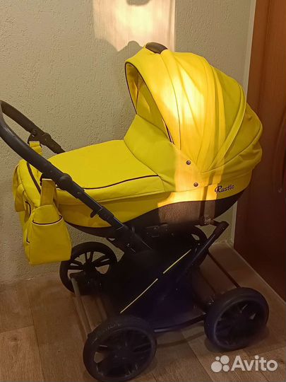 Коляска для новорожденных