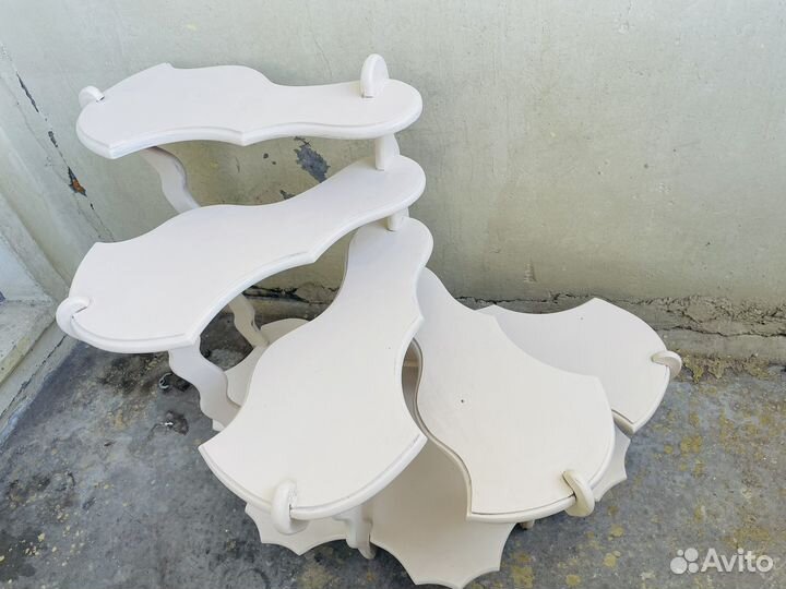 Подставка для цветов деревянная