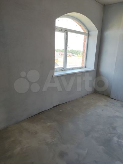 Дом 250 м² на участке 13 сот.