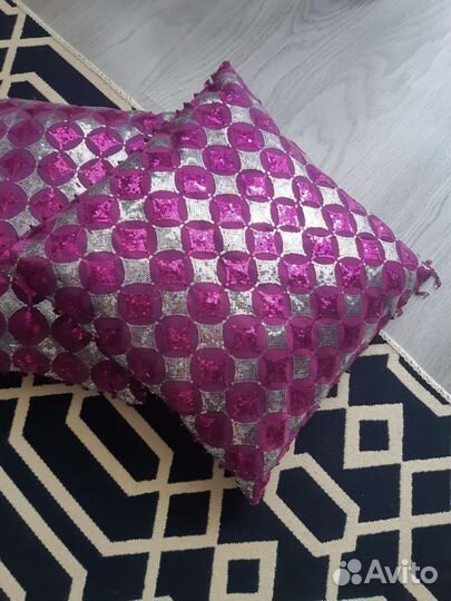 Декоративные подушки новые