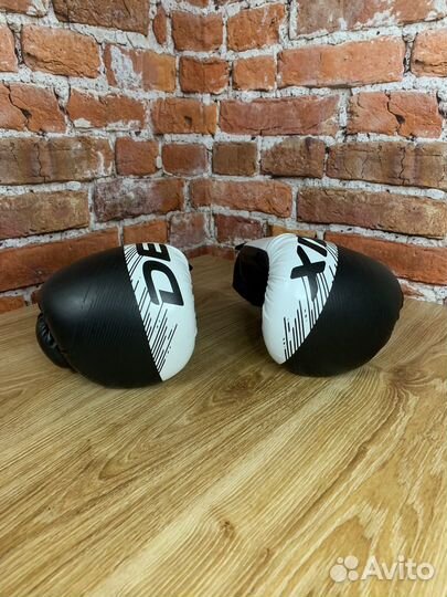 Боксерские перчатки Demix размер 14 oz
