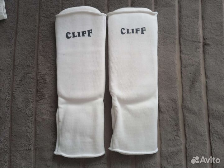 Кимано и защита для ног