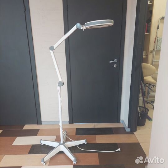 Бестеневая лампа бу