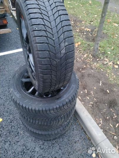 Продам комплект зимних колёс на Мерседес