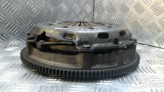 Маховик бензиновый peugeot 308 1 (93E30C101)