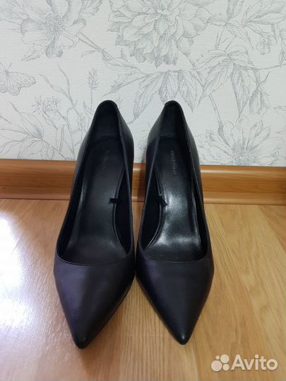 Туфли женские на каблуке, чёрные Mascotte