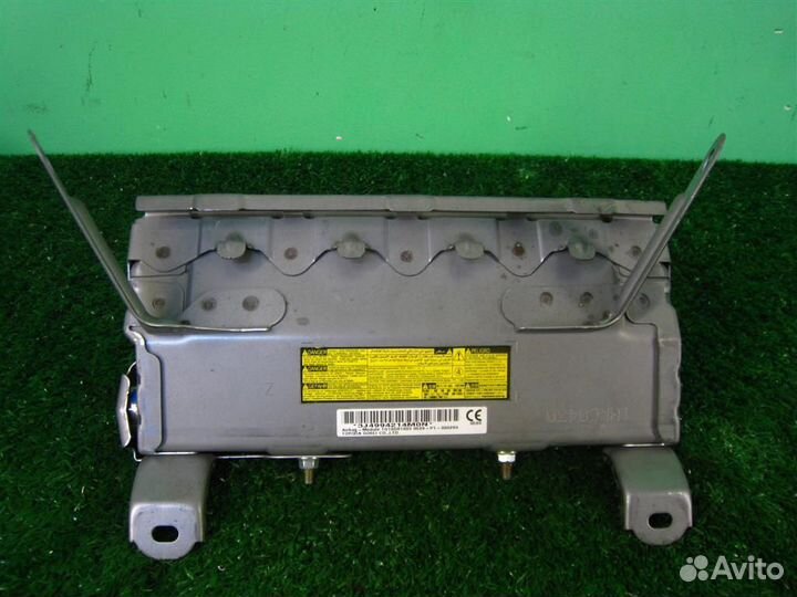 Подушка безопасности коленная Toyota Yaris P13 20