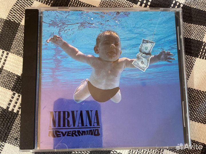 Nirvana Nevermind в трусиках