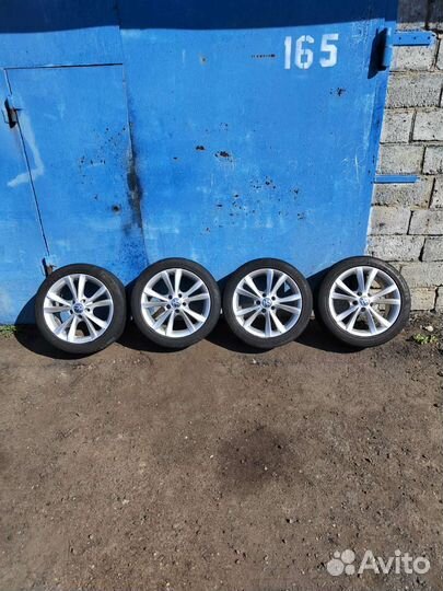 Kumho Ecsta HS51 225/45 R17