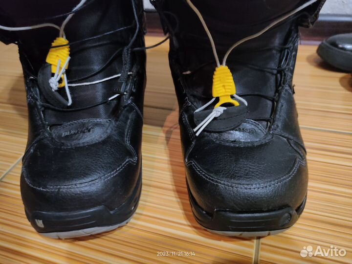 Сноубордические ботинки burton