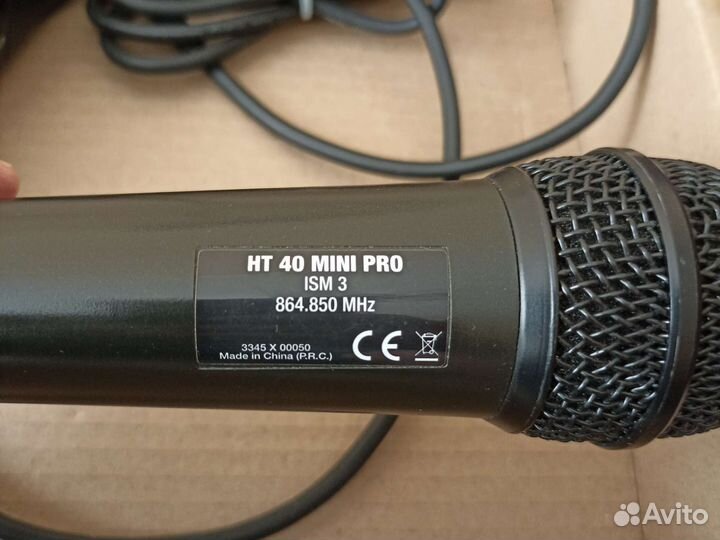 Радиостема с микрофоном AKG SR40 Mini2