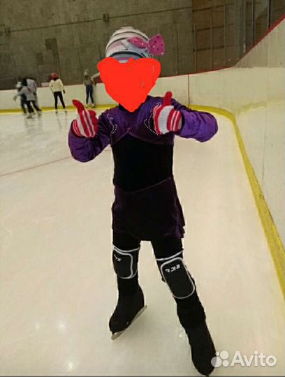 Костюм для фигурного катания