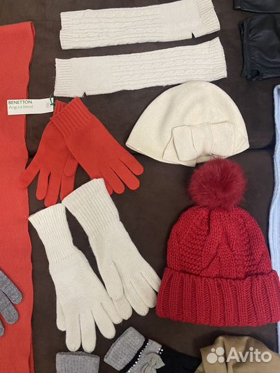 Шапки женс б у