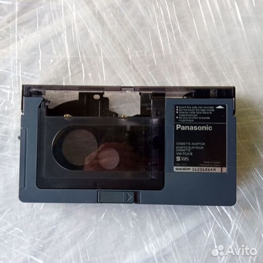 Видеокамера Panasonic VHS-C NV-R500 EN