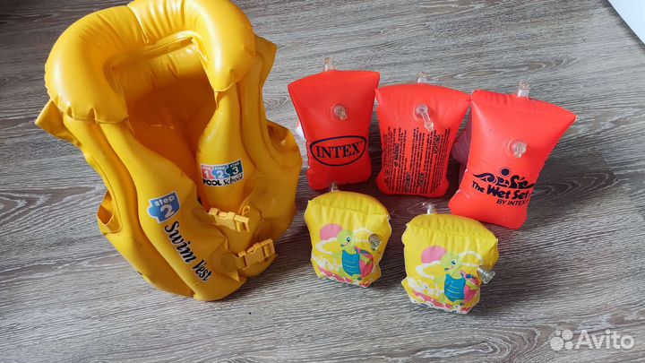 Детский спасательный жилет