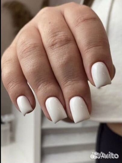 Маникюр и педикюр