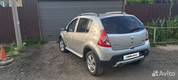 Renault Sandero Stepway 1.6 AT, 2014, 71 114 км