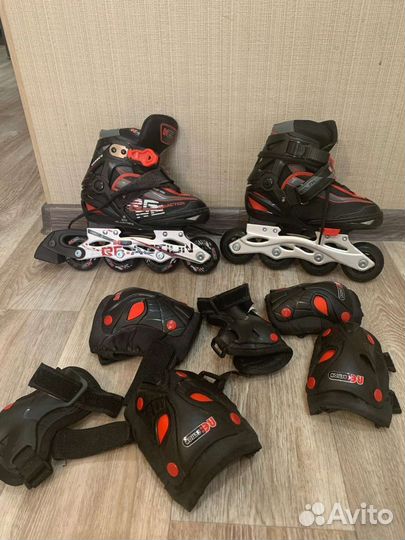 Детские роликовые коньки и защита