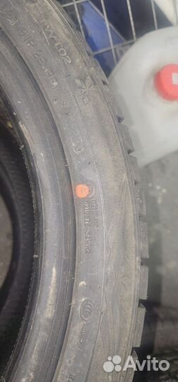 Triangle Snowlink TWT02 245/45 R19 и 275/40 R19 105V