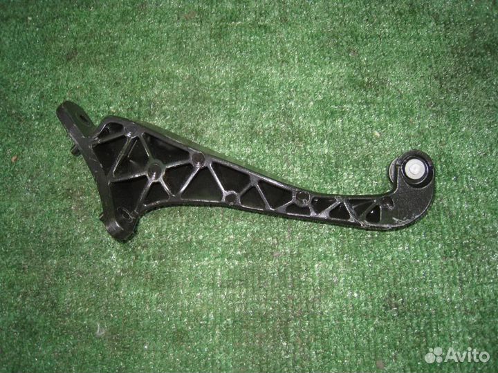 Ролик сдвижной двери Citroen Berlingo B9 2011