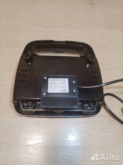 Электрическая вафельница Endever WM-22