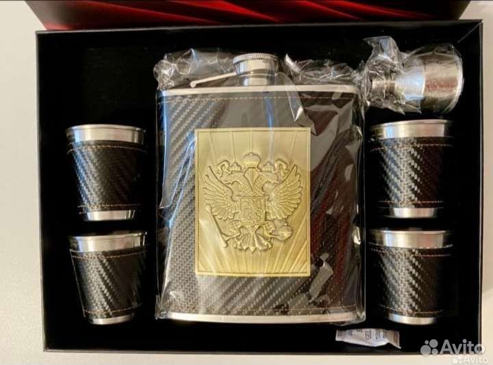 Фляжка с рюмками подарочный набор