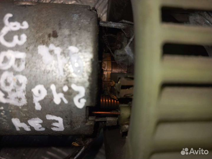 Моторчик печки BMW 5 E34 0 1991