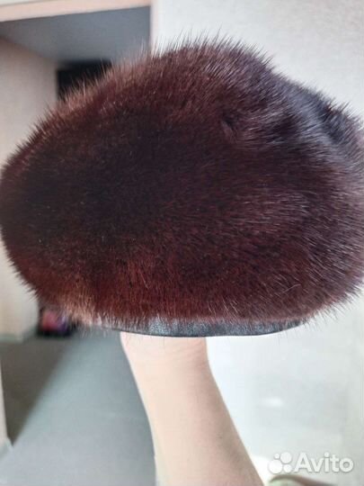 Берет женский норковый
