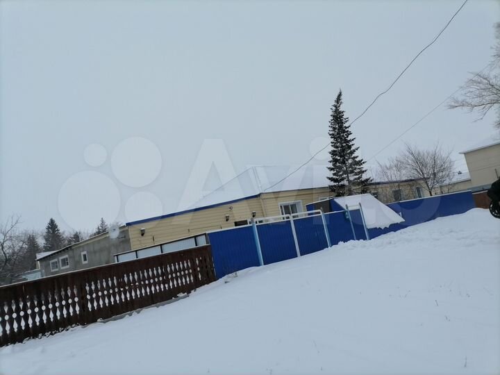 Коттедж 216,6 м² на участке 2,4 га