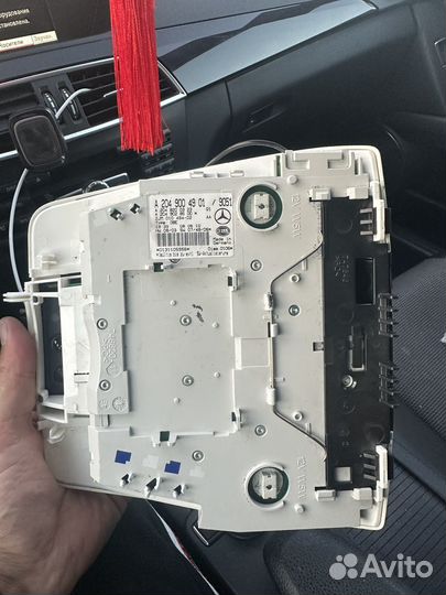 Плафон освещения салона