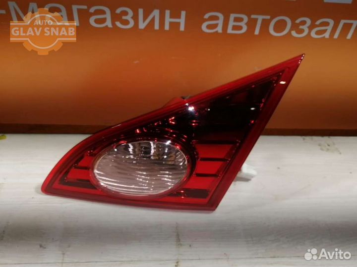 Фонарь правый (в крышку) Nissan Murano Z51