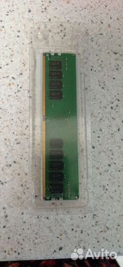 Модуль памяти Crucial Registered DDR4 dimm 8 Гб