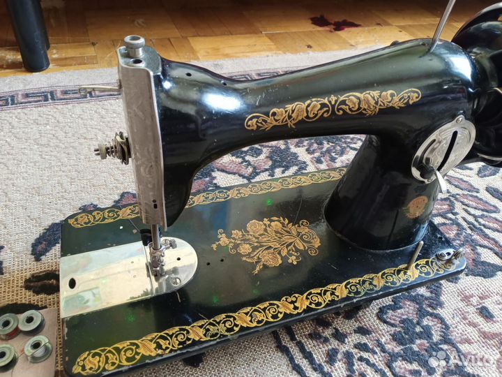 Швейная машинка 50-го года