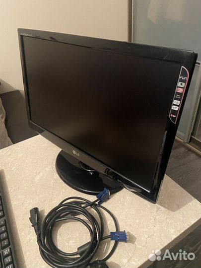 Монитор LG flatron w2243s 22”