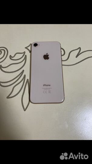 Телефон iPhone 8 64 gb Gold