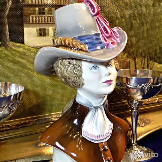 Елизавета.RAR.Coalport.Королева Англии.Бюст.Стат