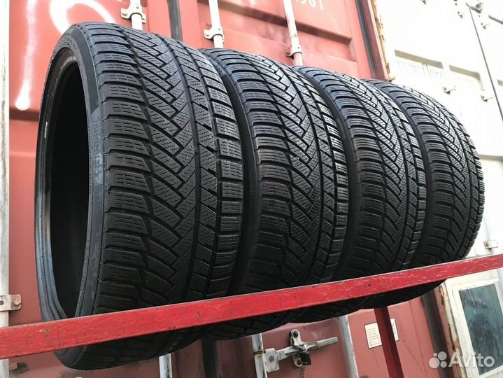 Continental ContiWinterContact TS 850 P 235/35 R19 93J