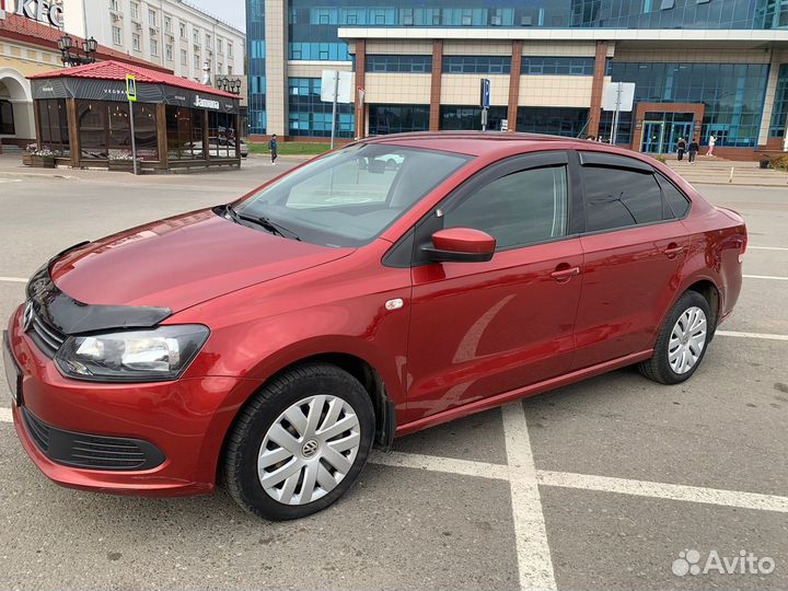 Volkswagen Polo 1.6 AT, 2014, 112 800 км