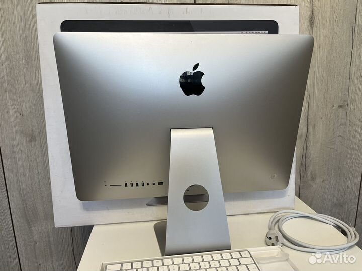 Apple iMac 21.5