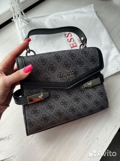 Сумка guess