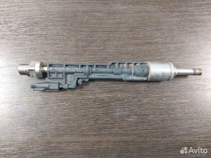 Форсунка топливная Bmw X5 50Ix F15 N63N 4.4 2013
