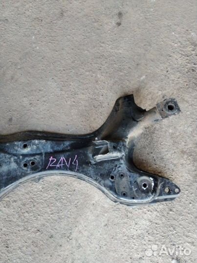 Подрамник передний Toyota Rav4 ACA20 1AZ 2001