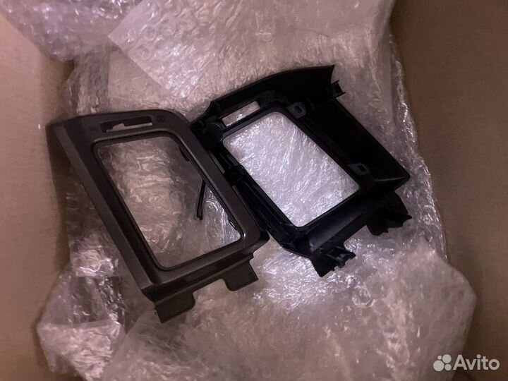 Оригинальная магнитола Toyota Rav 4 2013